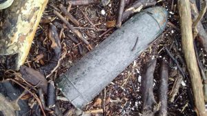 Sinop'un Türkeli ilçe limanında vatandaşlar tarafından fark edilen şüpheli cisim,