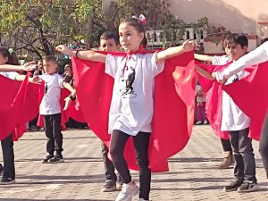 Cumhuriyet Bayramı'nın 100.yılı Durağan'da da coşkuyla kutlamaya devam ediyor. Okulları