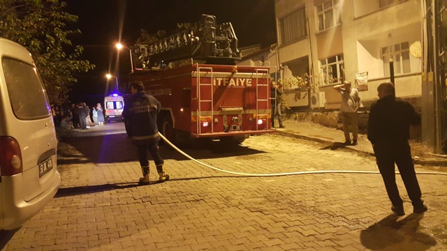 Mutfak Aspiratörü Boyabat’ta İtfaiyeyi Alarm Geçirdi 04 Kasım 2023  saat