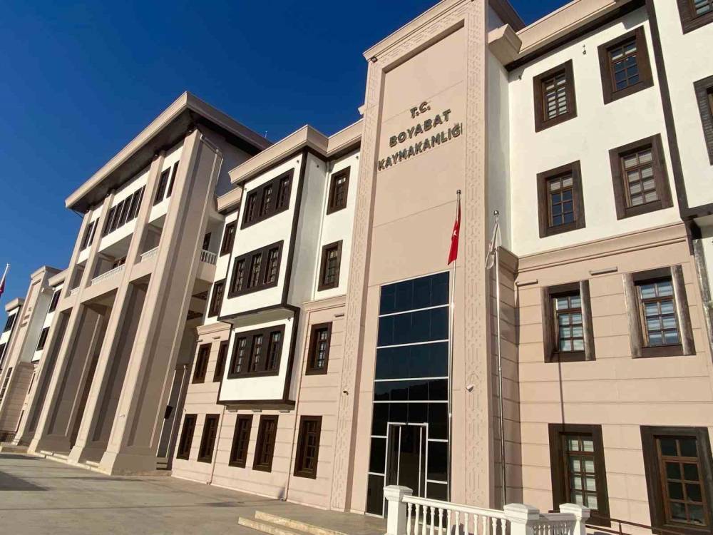 Sinop'un Boyabat ilçesinde İlçe İnsan Hakları Kurul Toplantısı gerçekleştirildi. Kaymakam