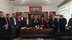 AKP’nin Gerze Belediye Başkanı adayı, bir süre önce bağımsız adaylığını