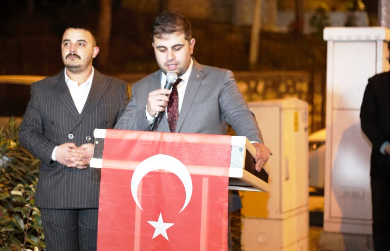 Boyabat Milliyetçi Hareket Partisi Belediye Başkan adayı Murat Muslu vatandaşlar
