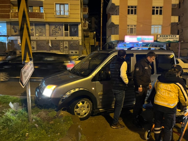 25 Mart 2024 akşam saatlerinde başlayan sağanak yağış ile kayganlaşan