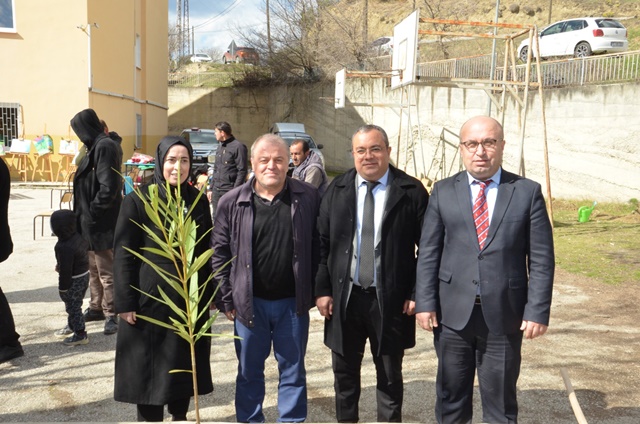 Boyabat'ta 21-26 Mart Orman Haftası etkinlikleri kapsamında Çattepe Ortaokulu'nda etkinlik