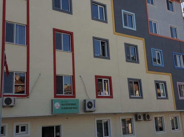 Boyabat Sultan Konağı’nda Dekoratif Ahşap Süsleme Kursu açılıyor. Kayıt ve