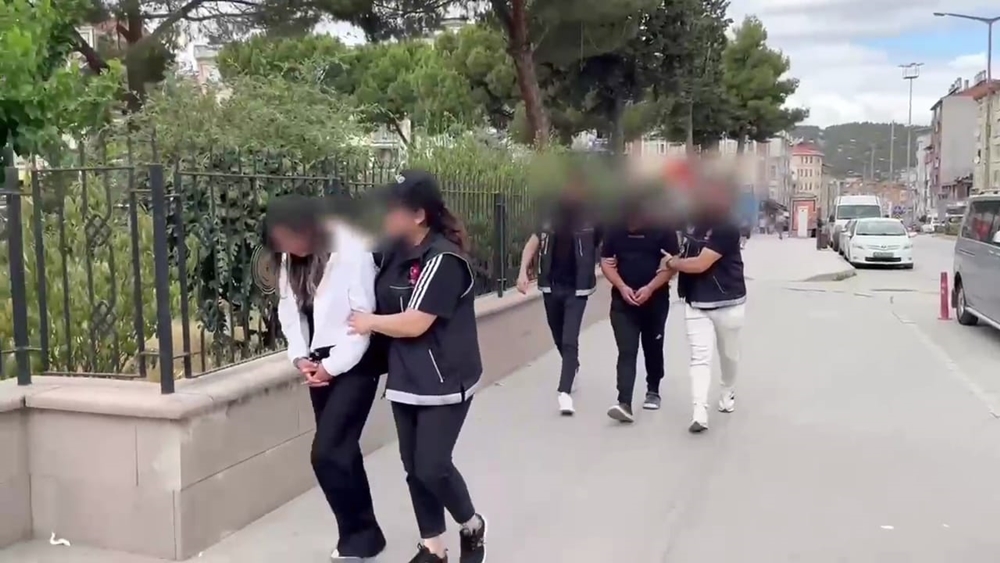 26 Haziran 2024 Narkotik şubeye bağlı polis ekipleri 25 Haziran