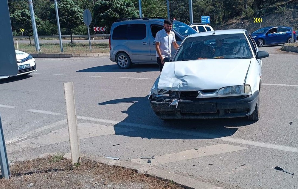 Kastamonu ili istikametinden Sinop ili istikametine seyir halinde bulunan 34