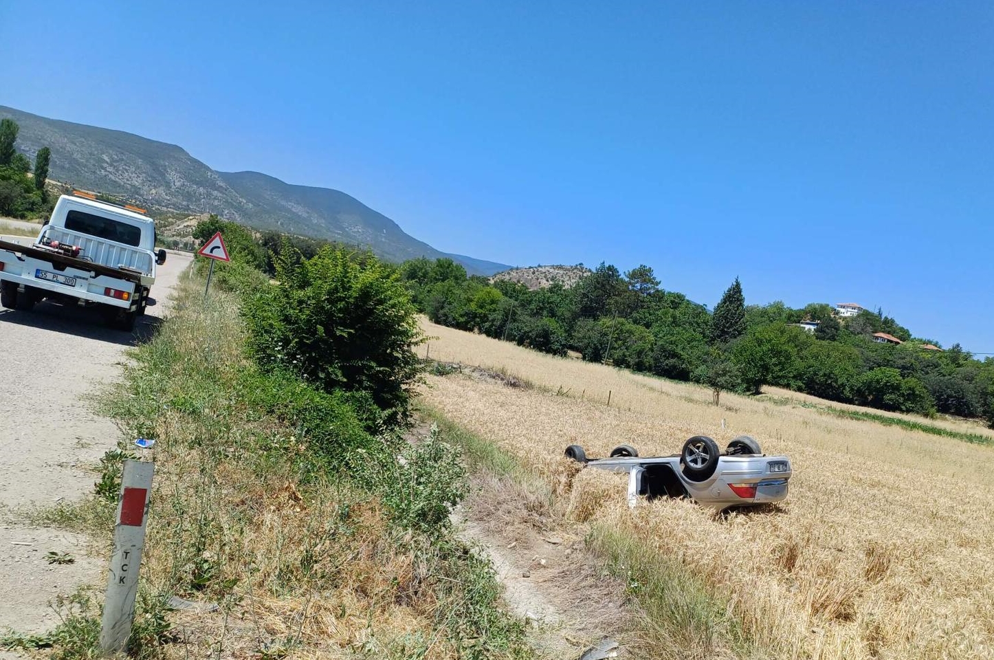 Boyabat'tan Kastamonu istikametine seyir halinde bulunan otomobil sürücüsünün kontrolünden çıkması