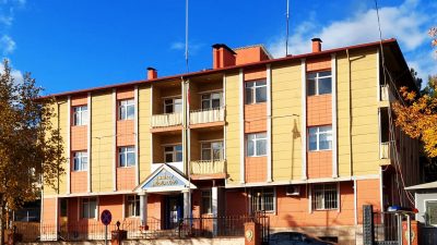 Boyabat İlçe Emniyet Müdürlüğü ekipleri, uyuşturucu madde temin ettiği belirlenen