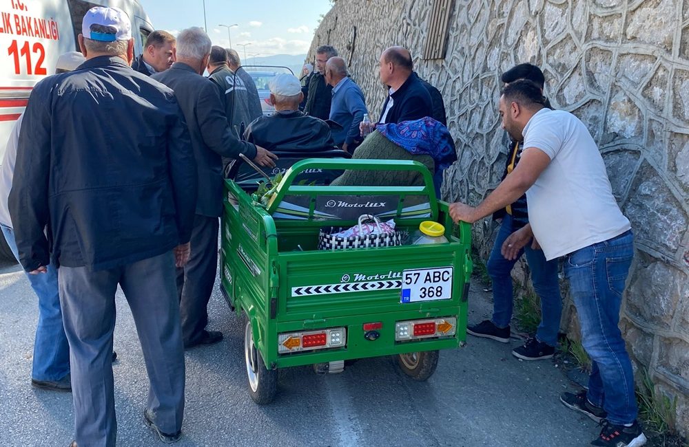 Boyabat'ın Osman Köyü mevkiinde meydana gelen bir trafik kazasında iki