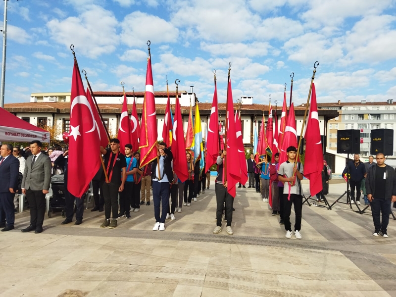 Boyabat'ta 29 Ekim Cumhuriyet Bayramı kutlamaları, Boyabat hükümet meydanında düzenlenen