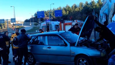 Boyabat'ta bulunan Sinop-Kastamonu kavşağında meydana gelen trafik kazasında 5 kişi