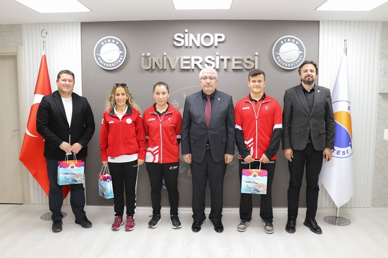 Sinop Üniversitesi'nde gurur dolu anlar yaşandı! Sinop Üniversitesi Spor Bilimleri
