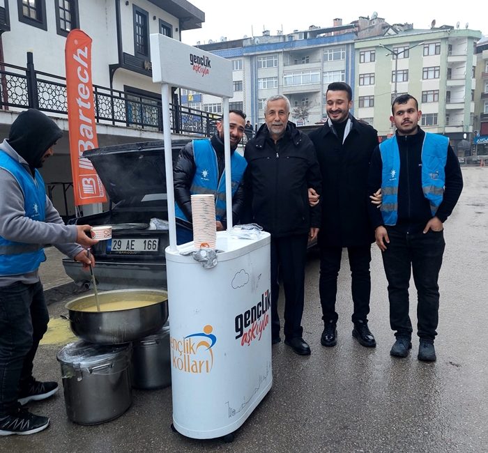 Boyabat Ak Parti teşkilatı yeni ilçe başkanıyla gün ışığına çıktı.