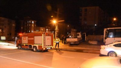 Sinop'ta bugün öğle saatlerinde bir araç yangını meydana geldi. Henüz