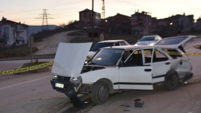  Boyabat'ta meydana gelen trafik kazasında 4 kişi yaralandı. Kazada yaralananlardan