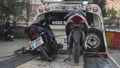 Kask Uyarısı Cezai İşlemler Uygulandı. Trafik Şube ekipleri uygunsuz motosiklet