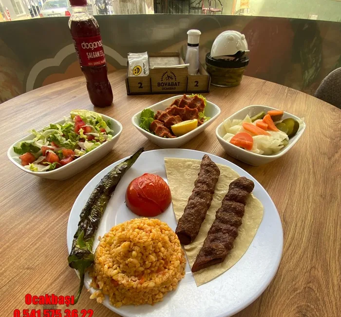 Boyabat Ocakbaşı'na davetlisiniz! Cebinizi ve damak zevkinizi düşünerek hazırladığımız eşsiz