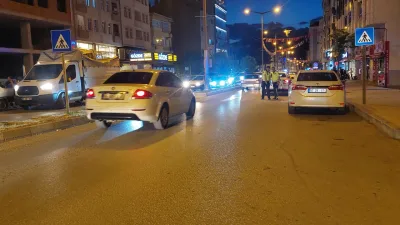 Boyabat'ta dün akşam saatlerinde, Adnan Menderes Bulvarı üzerinde, Kaymakamlık Lojmanı