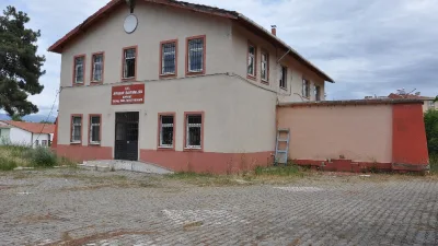 1954 yılında faaliyete geçen ve Temmuz 2021'de kapılarını kapatan Boyabat
