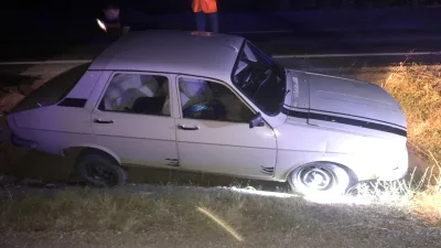 Boyabat-Sinop-Kastamonu yol kavşağında meydana gelen trafik kazasında 3 kişi yaralandı.