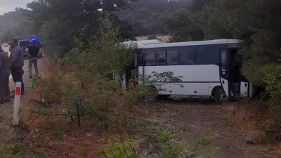 Bu akşam Boyabat'ta,   ait bir servis minibüsünün karıştığı trafik kazası