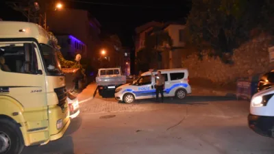 Boyabat'ta yaşanan bıçaklı kavga, bir kişinin yaralanmasıyla sonuçlandı. Olay, Yeni