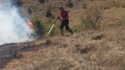 

Boyabat İtfaiyesi, sadece 5 dakika arayla, ilçeye 30 km uzaklıktaki