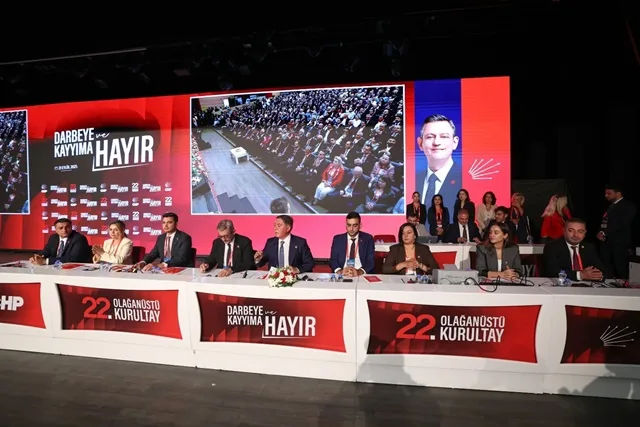 CHP’de Tarihi Gün: 22. Olağanüstü Kurultay Gerçekleşti, Sinop İl Başkanı