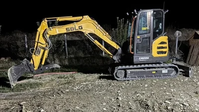 Hareket kabiliyetinin çok yüksek ekskavatörle hafriyat işleri, İş ve inşaat