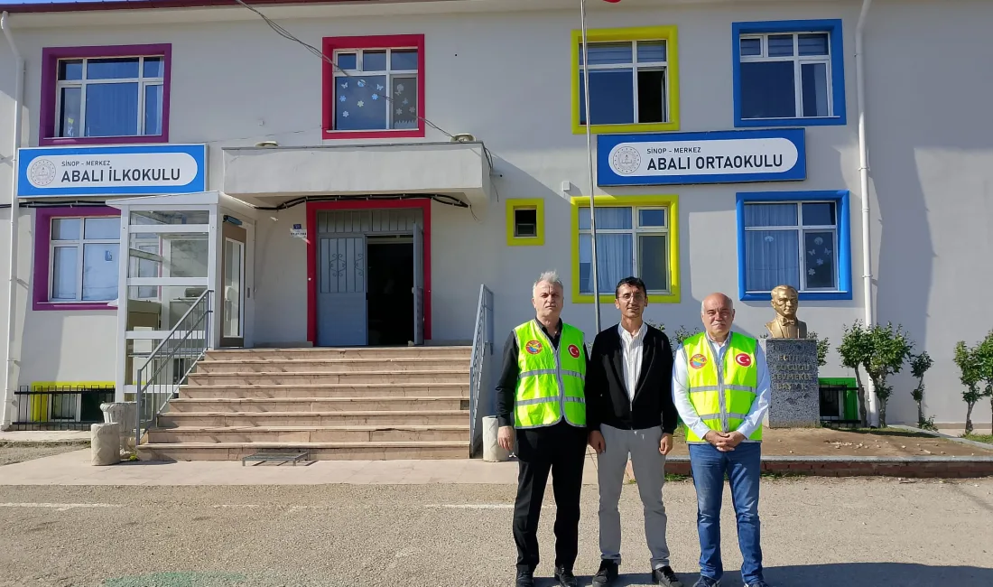 THK Sinop Şube Başkanı Atilla Tezin ve Başkan Yardımcısı Hakan