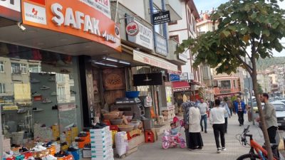 Boyabat Şafak Ayakkabı,  ayaklarınızı şımartacak, stilinizi zirveye çıkaracak yepyeni bir