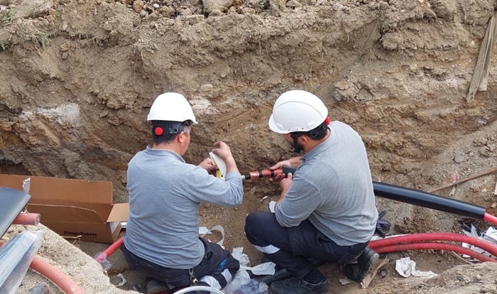 Boyabat’ta uzun süredir karanlıkta kalan Batı Sokak sonunda aydınlığa kavuşuyor.