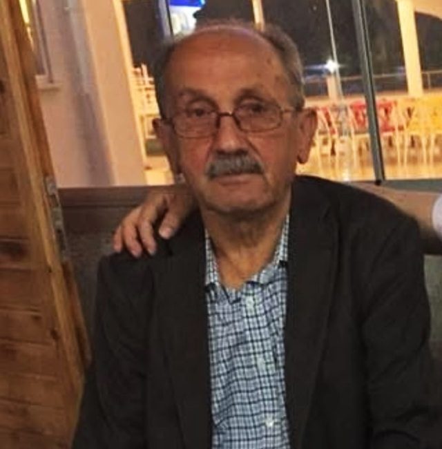 Orta çarşı esnaflarından Yapı ve Kredi Bankasından emekli, Atatürk Ortaokulu