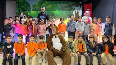 “Bora Geri Dönüşüm Yolunda” tiyatrosu, Sinop’ta ikinci kez sahnelenerek çocuklara