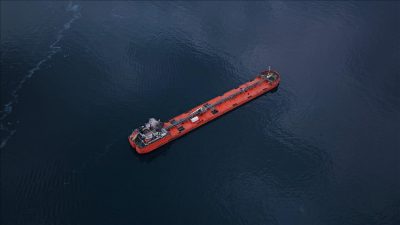 Uluslararası sularda 80 mil açıkta saldırıya uğrayan "MIDVOLGA-2" isimli gemi,