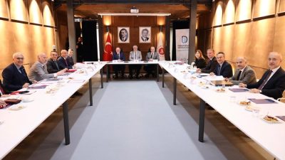 “ÜNİ-DOKAP 2026 Dönem Başkanlığı, düzenlenen törenle Amasya Üniversitesinden Sinop Üniversitesine
