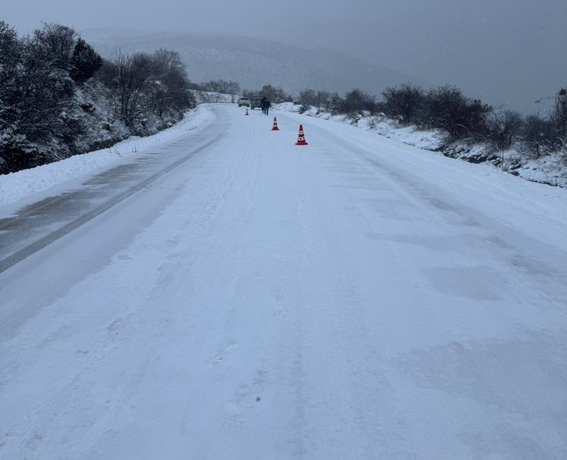 Sinop il merkezi ve ilçelerinde etkili olan yoğun kar yağışı