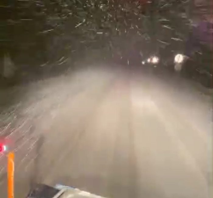 Sinop–Boyabat yolunda Dranaz bölgesinde kar yağışı başladı. Sürücüler için zorunlu