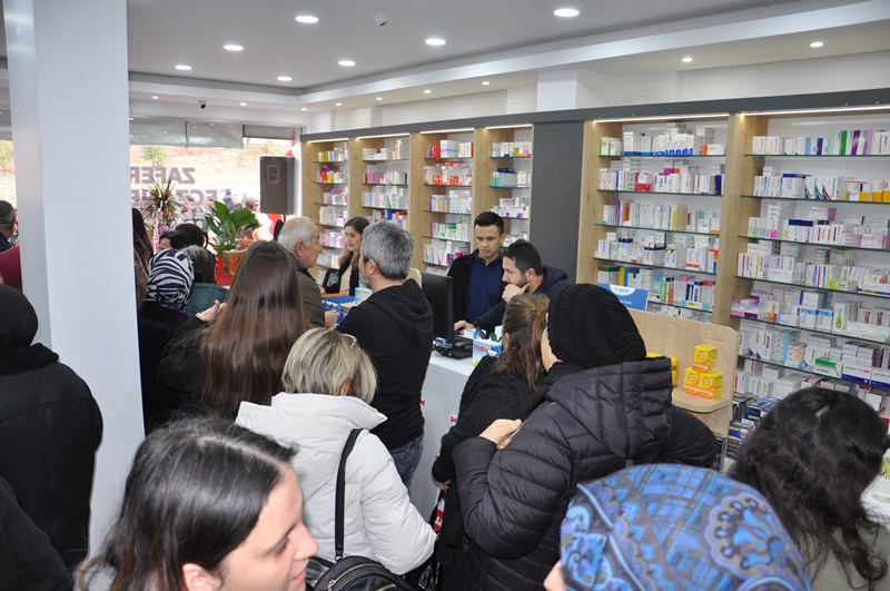 Boyabat’a Yeni Bir Eczane Daha Kazandırıldı Zafer Eczanesi Hizmete Açıldı 6 sinop Boyabat azfer eczanesi zafer eczanesi eczaneler eczacilarDSC 4905