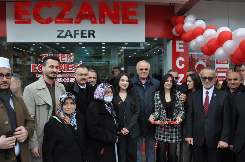 Boyabat’a Yeni Bir Eczane Daha Kazandırıldı Zafer Eczanesi Hizmete Açıldı 19 sinop Boyabat azfer eczanesi zafer eczanesi eczaneler eczacilarDSC 4925