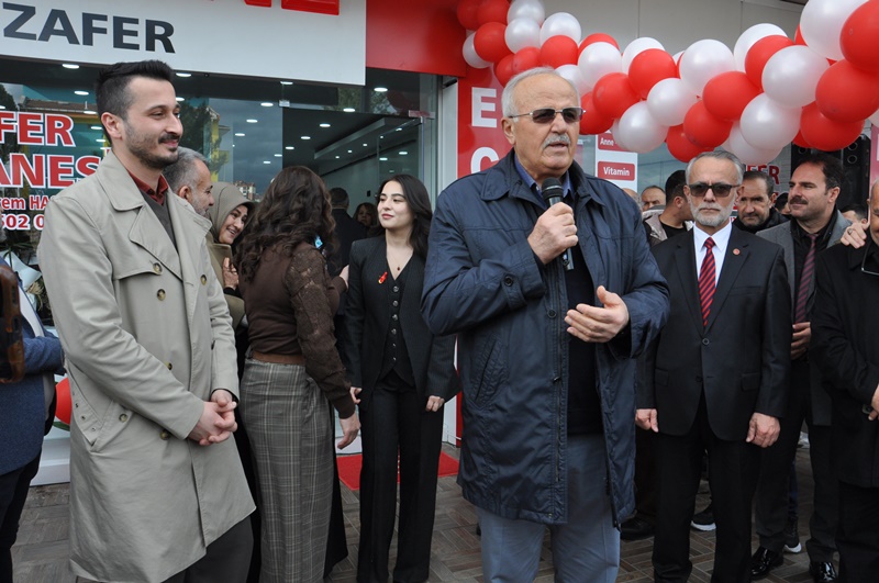 Boyabat’a Yeni Bir Eczane Daha Kazandırıldı Zafer Eczanesi Hizmete Açıldı 27 sinop Boyabat azfer eczanesi zafer eczanesi eczaneler eczacilarDSC 4941