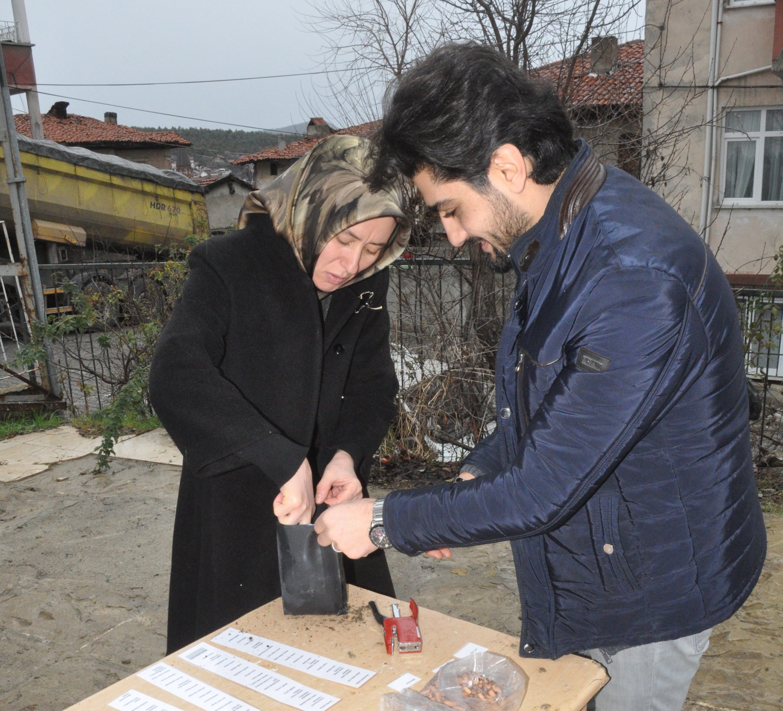 Boyabat İbni Sina MTAL’de ata tohumu, kompost gübre ve öğrenci