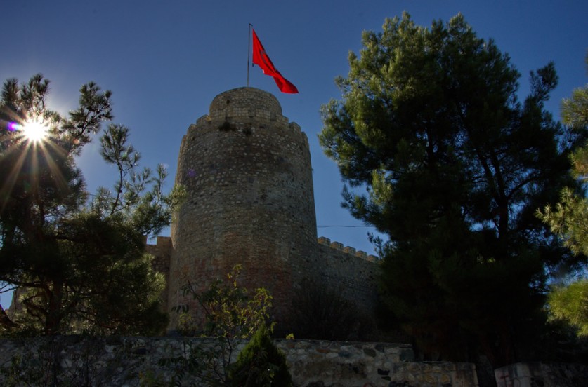 Tarihin Gizemli Tanığı Boyabat Kalesi, Yeraltı Şehri ve Bazalt Kayalıkları 1 Tarihin Gizemli Tanığı Boyabat Kalesi, Yeraltı Şehri ve Bazalt Kayalıkları