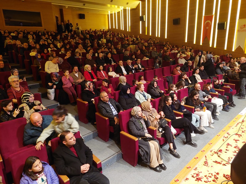 Koltuk Kalmadı, Alkış Dinmedi! Boyabat’ta Unutulmaz Gece 3 boyabat turk sanat muzugu konseri belediye 7562891