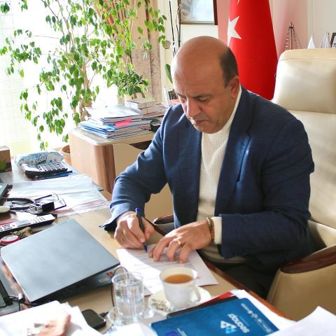 Sinop Kent Meydanı Millet Bahçesi Projesi Sinop Belediyesi’ne Devredildi