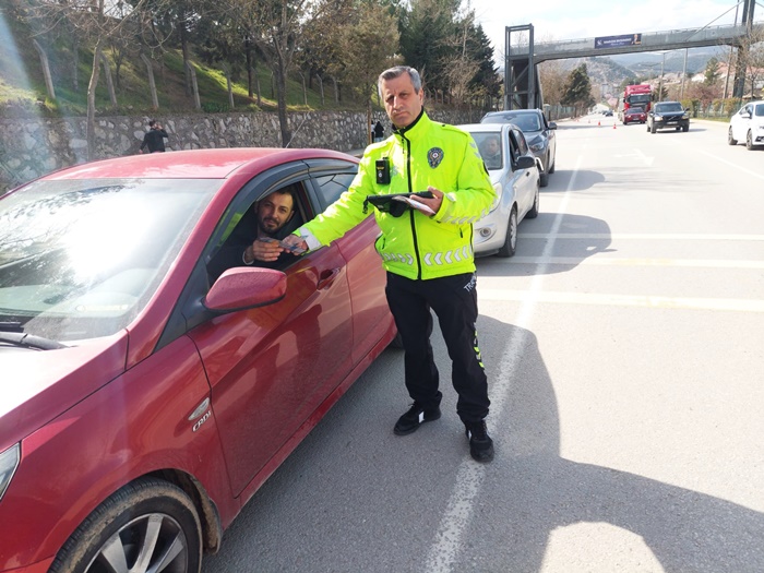 Boyabat Polisinden Bayram Sekeri Tadinda Denetim Huzur Uygulamasi74725