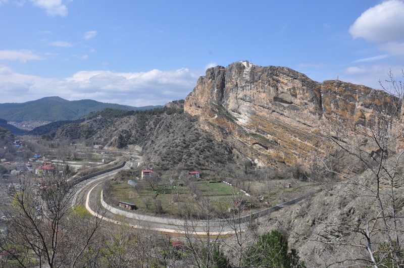 Sinop Boyabat 5.Kalesi kale gorulecek yerler tarihiDSC 6855
