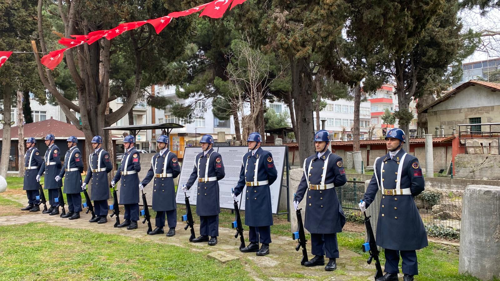 Sinop’ta 18 Mart Çanakkale Zaferi Coşkusu: Deniz Şehitleri Anıtı’nda Anlamlı Tören11