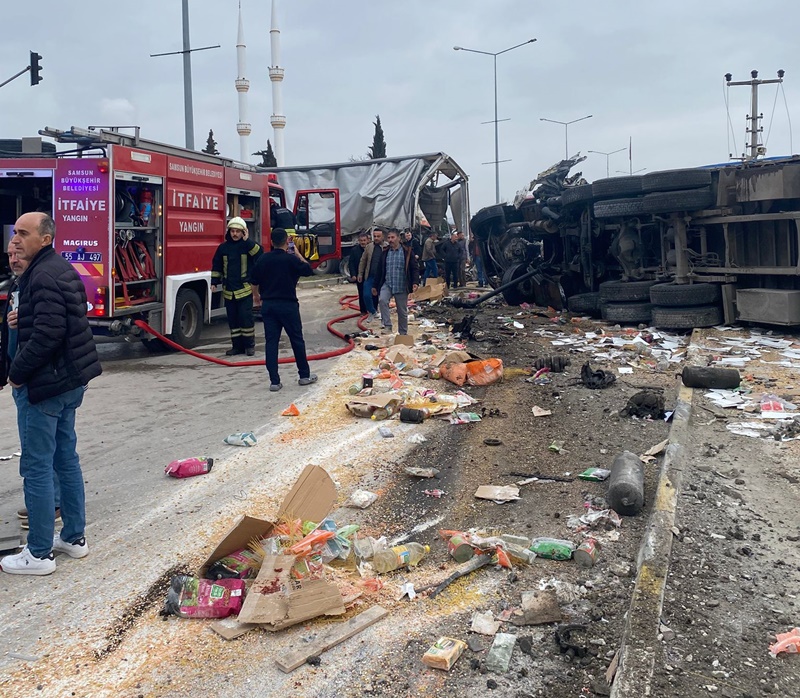 samsun vezirkopru tir trafik kazasi son dakika1114